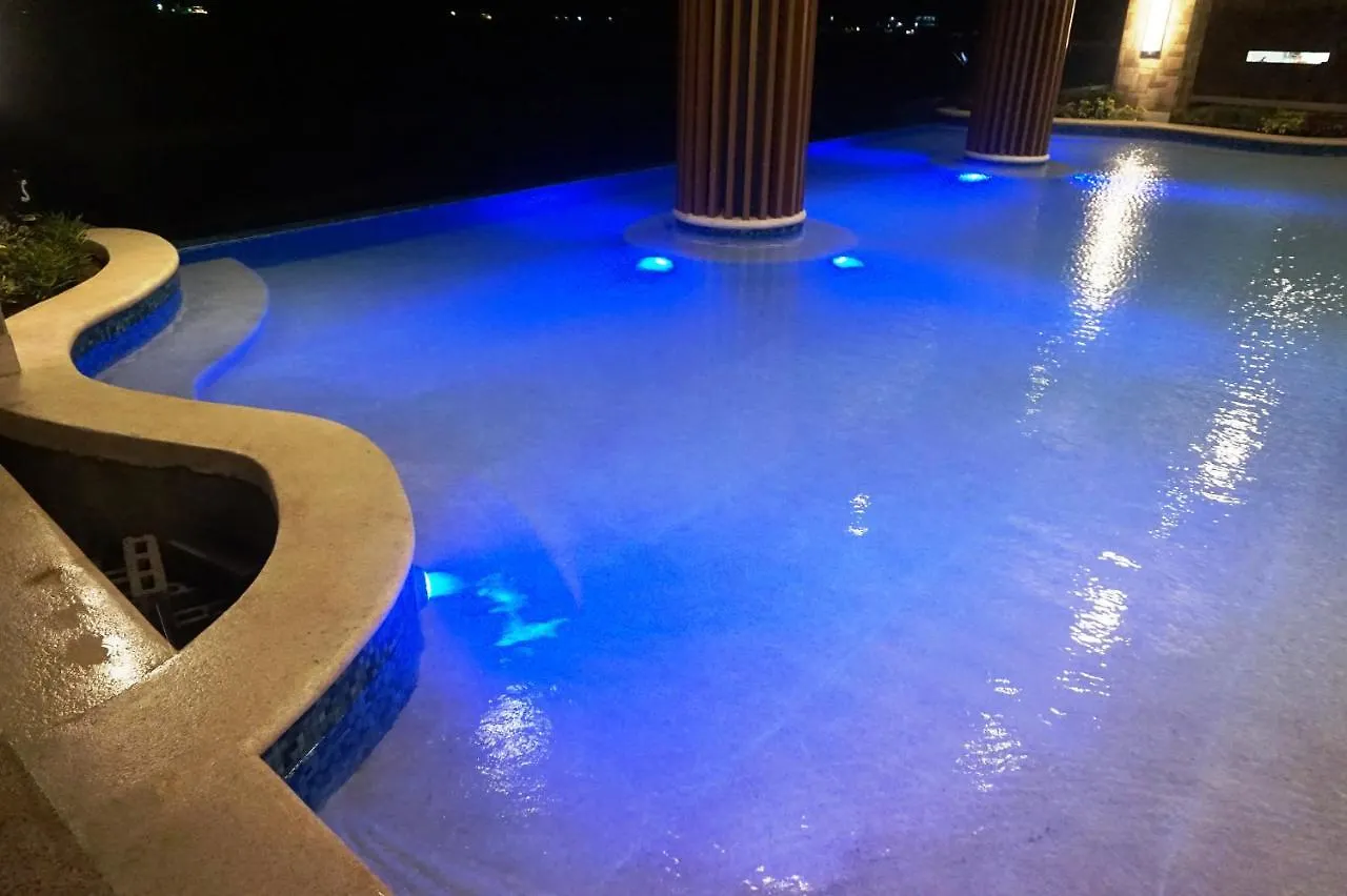Central Park Reef Resort Olongapo